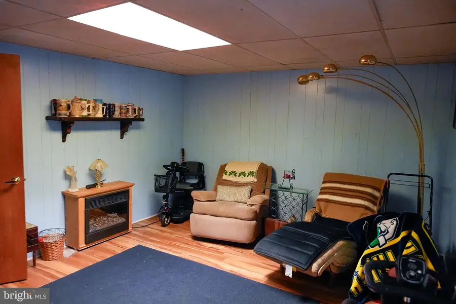 123 Sutcliffe Ln #, Conshohocken, PA 19428 - #3