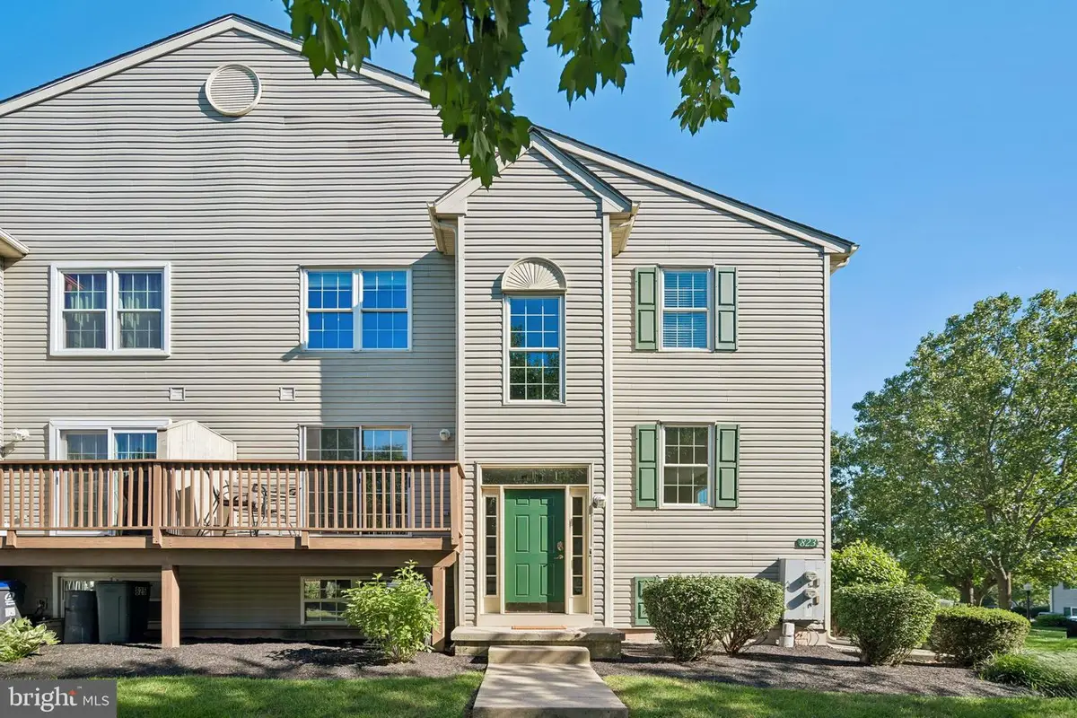 823 Dewees Pl #1304, Trappe, PA 19426 - #1