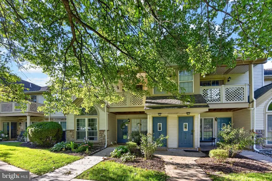 906 Foxmeadow Dr #condo 906, Royersford, PA 19468 - #2