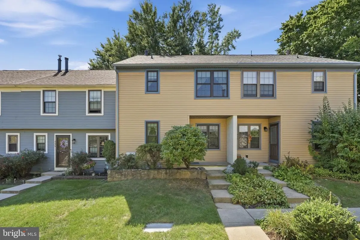 407 Hancock Ct, North Wales, PA 19454 - #1