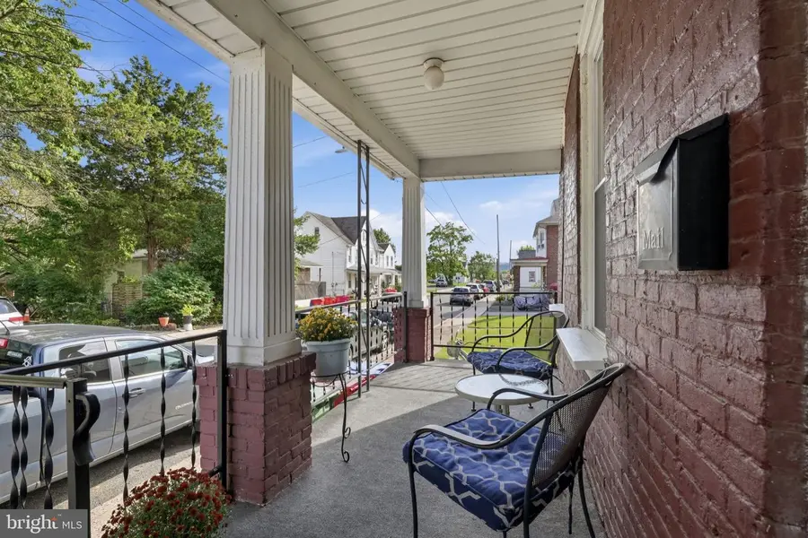 833 Monroe Ave, Pottstown, PA 19464 - #3