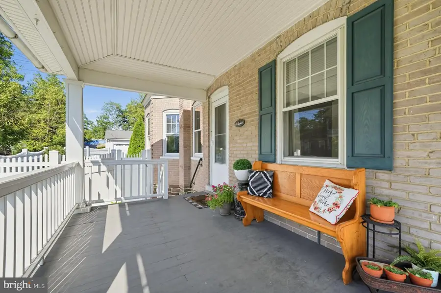 867 Main St, Harleysville, PA 19438 - #3