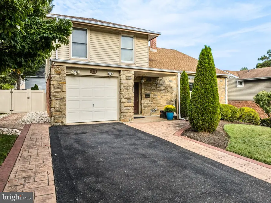 515 Davis Rd, Cheltenham, PA 19012 - #2