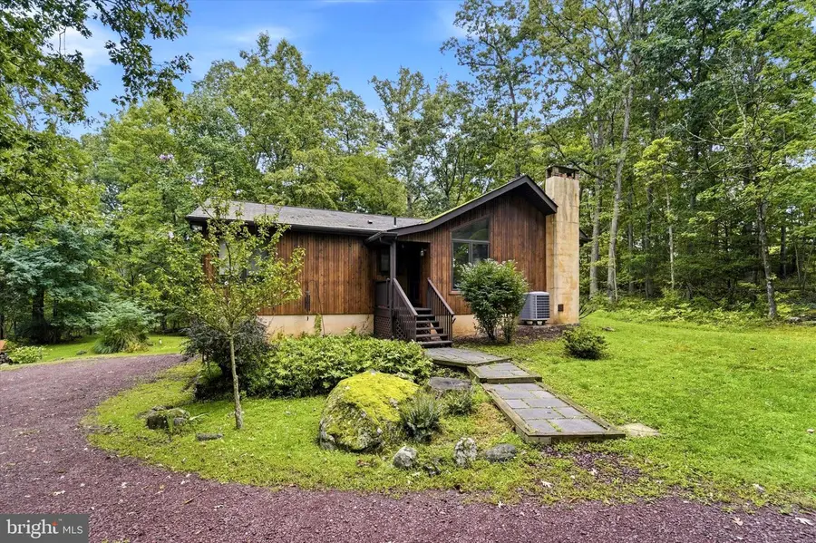 536 Spring Mount Rd, Schwenksville, PA 19473 - #2