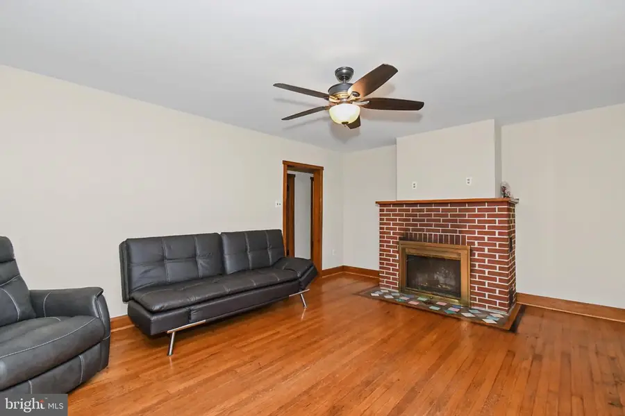 61 N Township Line Rd, Royersford, PA 19468 - #3