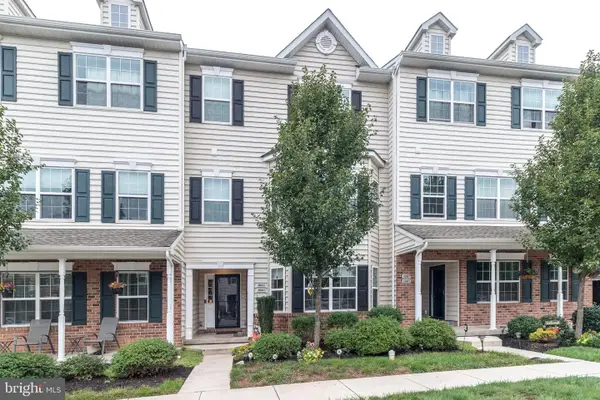 3081 Davenport Way #m77 L, PENNSBURG, PA 18073