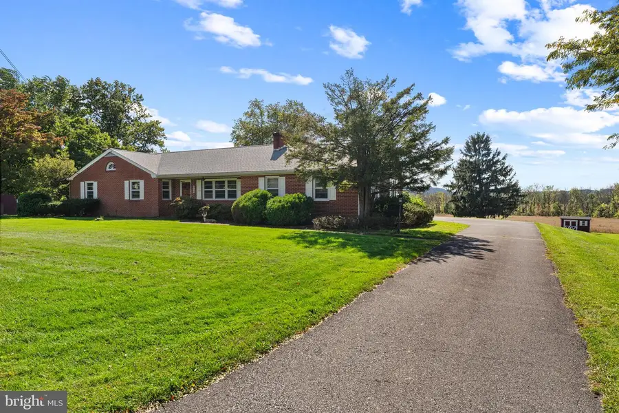 2754 Big Rd, Frederick, PA 19435 - #3
