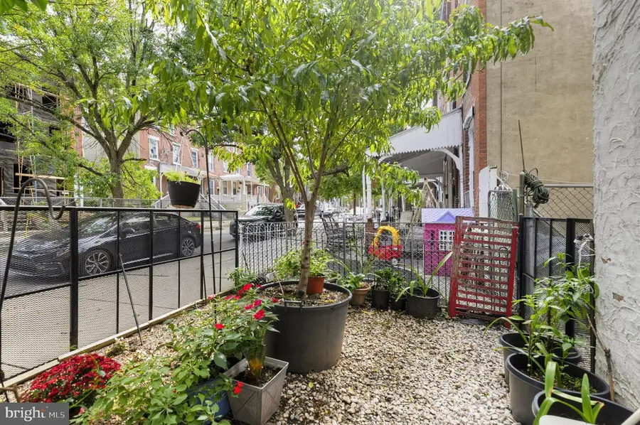 1039 Cherry St, Norristown, PA 19401 - #3