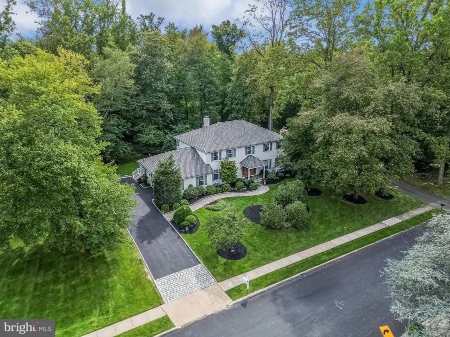 1611 Benjamin Dr, Ambler, PA 19002 - #3