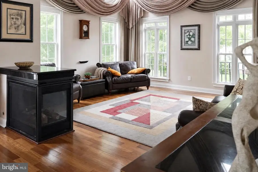1634 Silver Birch Rd, Huntingdon Valley, PA 19006 - #3