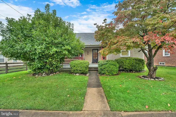 210 E Howard St, STOWE, PA 19464