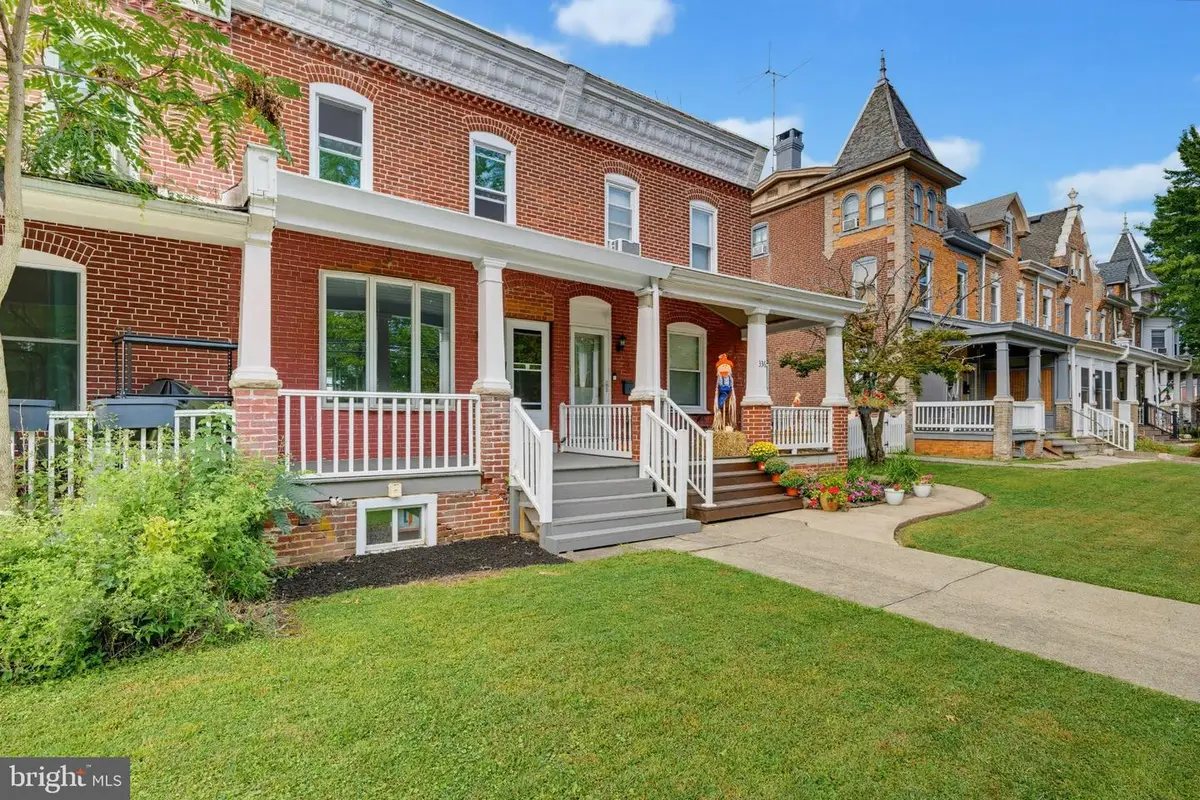 334 Railroad Ave, Souderton, PA 18964 - #1