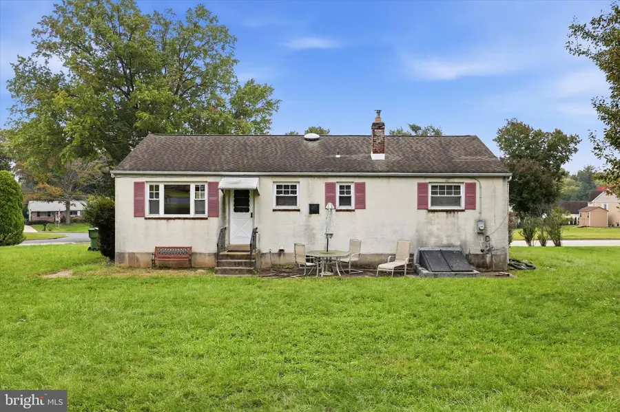 3207 Markle Rd, Norristown, PA 19403 - #3