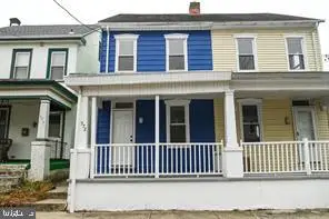 572 Jefferson Ave, Pottstown, PA 19464 - #1