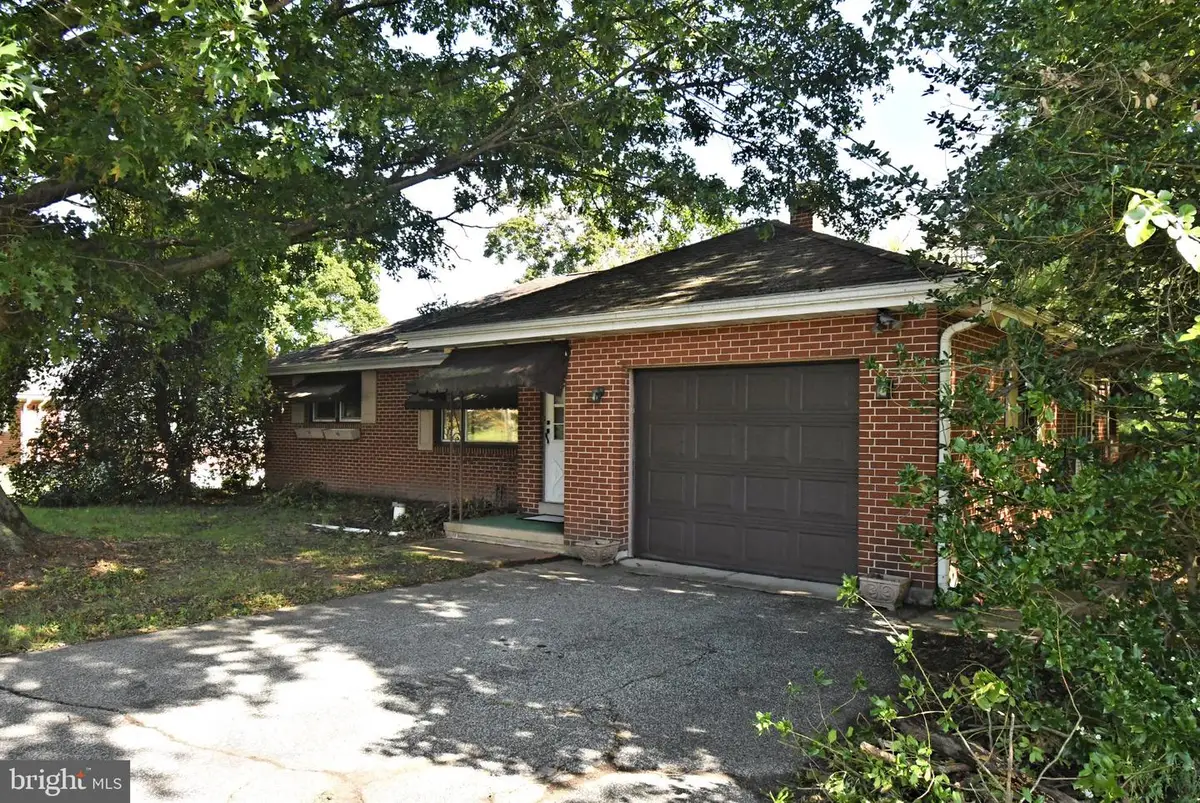 2105 Swamp Pike #, Gilbertsville, PA 19525 - #1