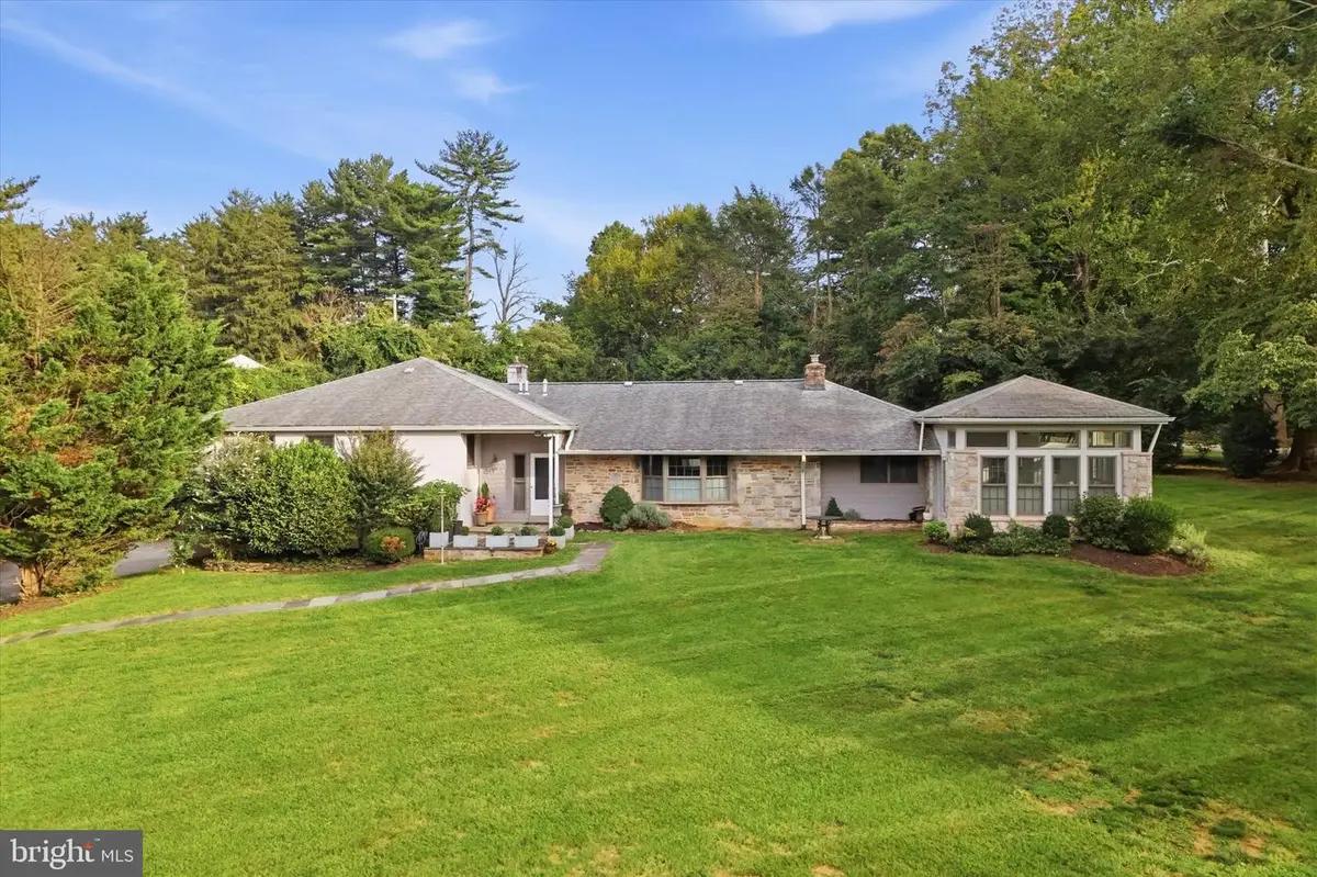 6109 W Mill Rd #, Flourtown, PA 19031 - #1