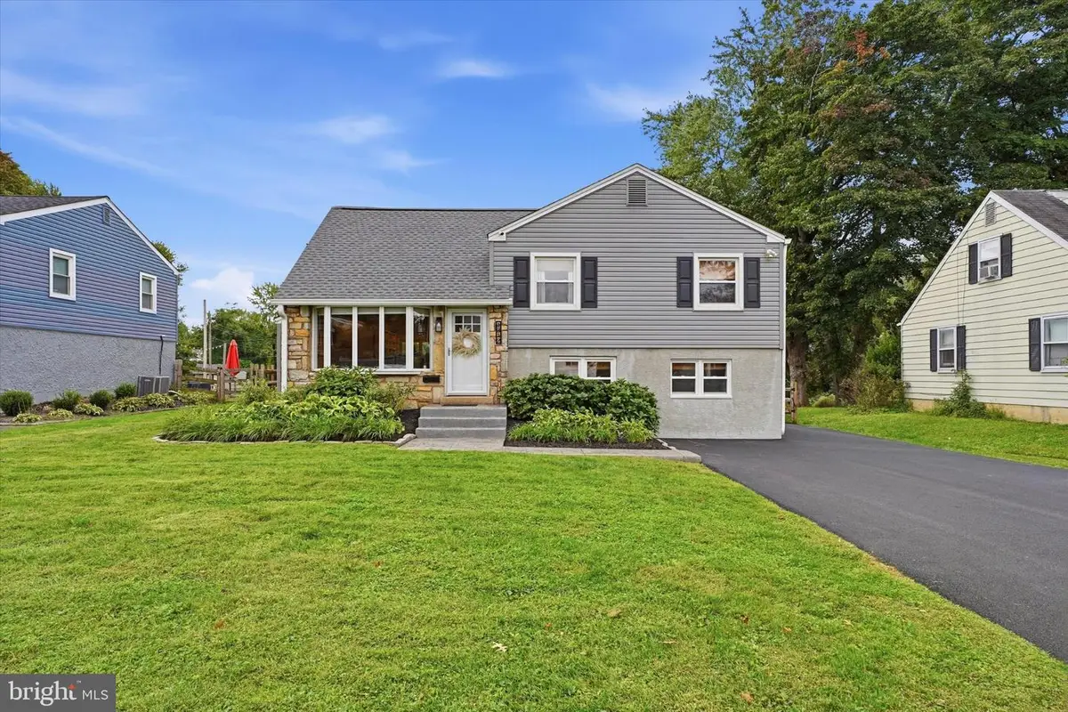1312 Bradford Rd, Oreland, PA 19075 - #1