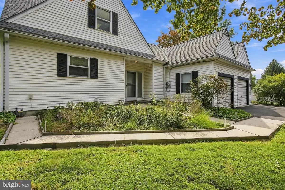 528 Montgomery Rd, Ambler, PA 19002 - #1