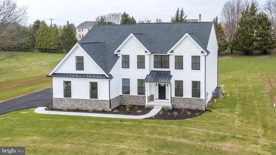 209 Old State Rd, Royersford, PA 19468 - #3