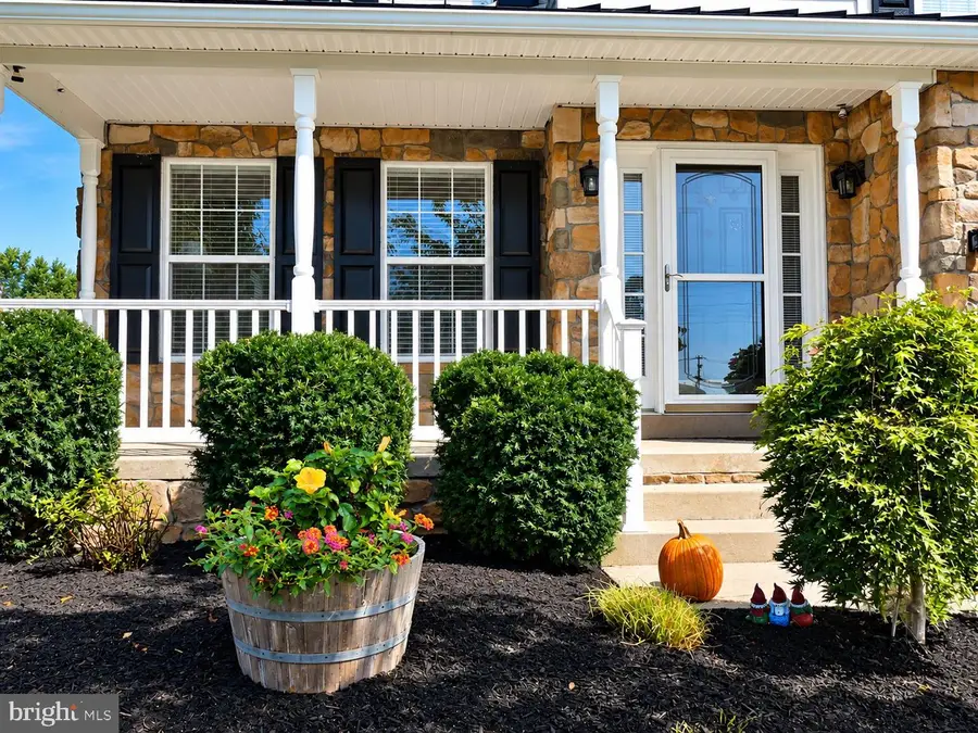 2040 Miranda Ter, Pennsburg, PA 18073 - #3