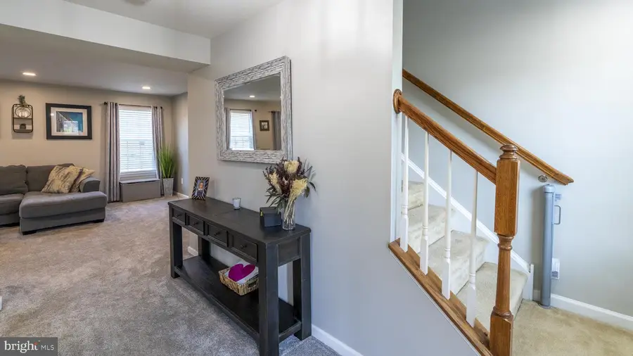 113 Dove Dr, Gilbertsville, PA 19525 - #2