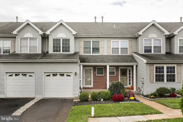 89 Forrest Ct, ROYERSFORD, PA 19468