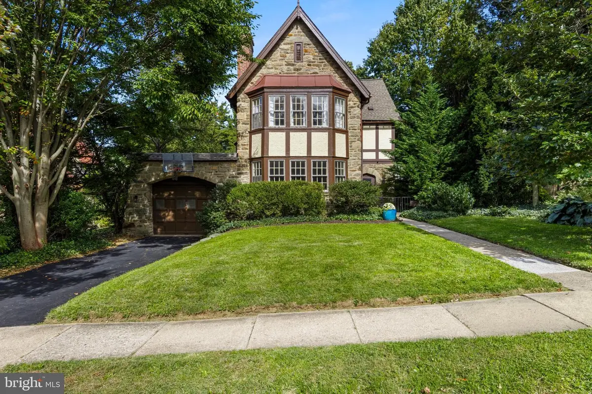 419 Lodges Ln, Elkins Park, PA 19027 - #1