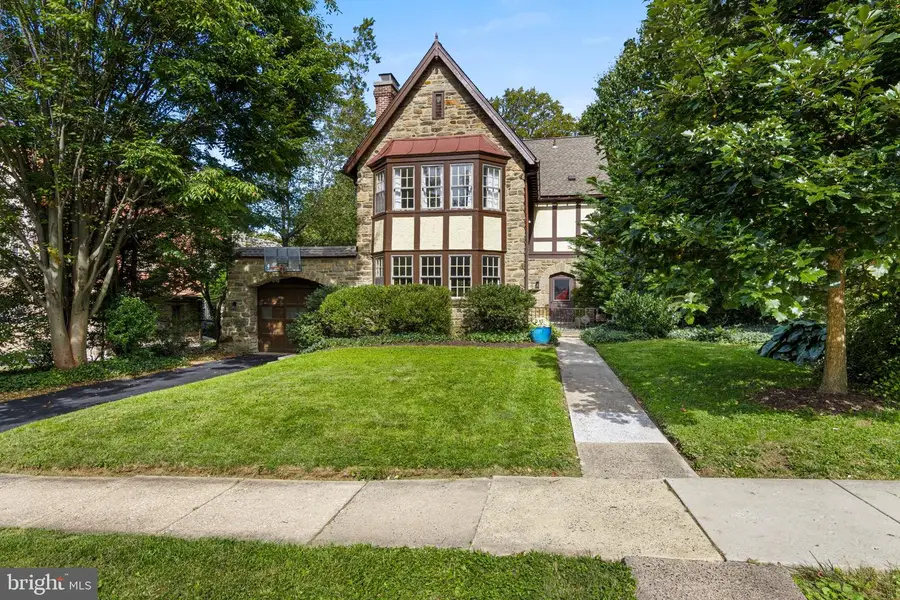 419 Lodges Ln, Elkins Park, PA 19027 - #2