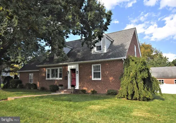 715 Delaware Ave, LANSDALE, PA 19446