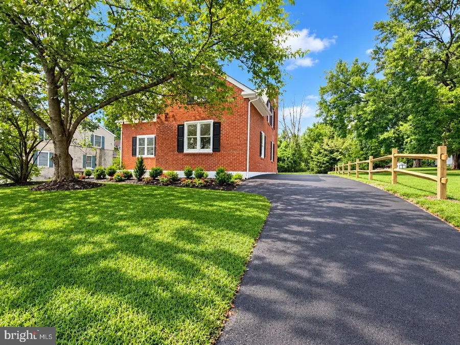 510 Limerick Center Rd, Royersford, PA 19468 - #2