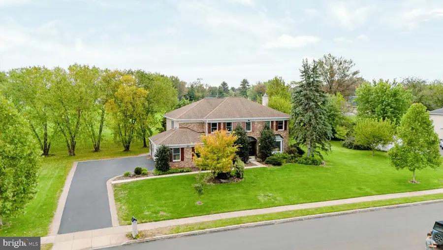 567 Constitution Rd, Lansdale, PA 19446 - #3