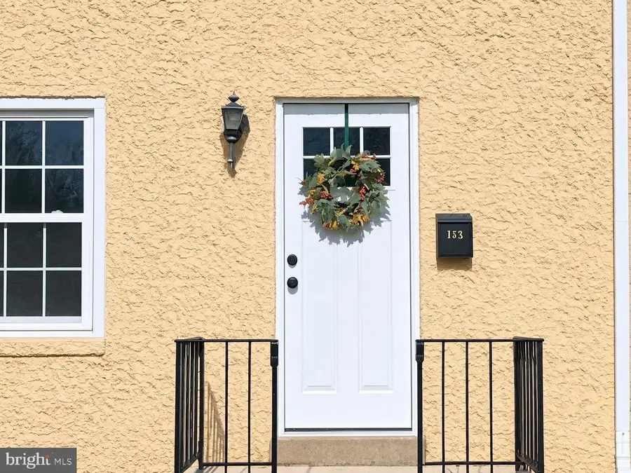 153 Sunrise Dr, Pottstown, PA 19464 - #2