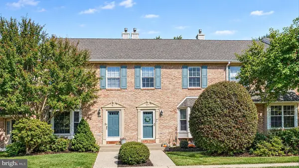 210 Cherrywood Ct, POTTSTOWN, PA 19464