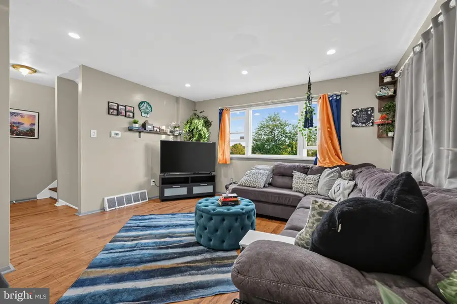 112 Byberry Rd #5, Hatboro, PA 19040 - #3