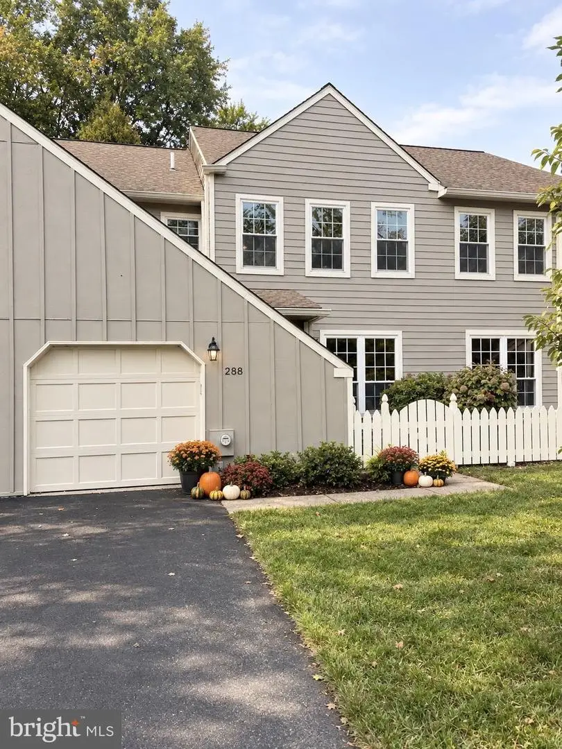 288 Tulip Tree Ct, Blue Bell, PA 19422 - #1