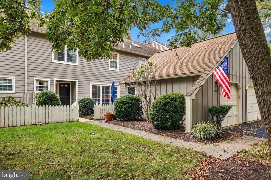 246 Tulip Tree Ct, Blue Bell, PA 19422 - #3