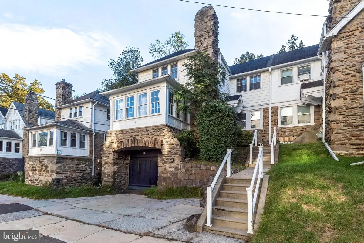 24 Rock Hill Rd, Bala Cynwyd, PA 19004 - #1
