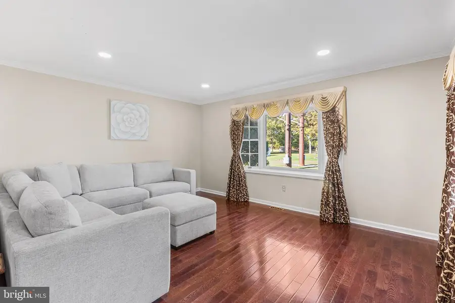 3074 Cowpath Rd, Souderton, PA 18964 - #3