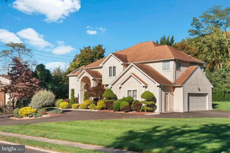 3826 Martin Rd, Huntingdon Valley, PA 19006 - #3