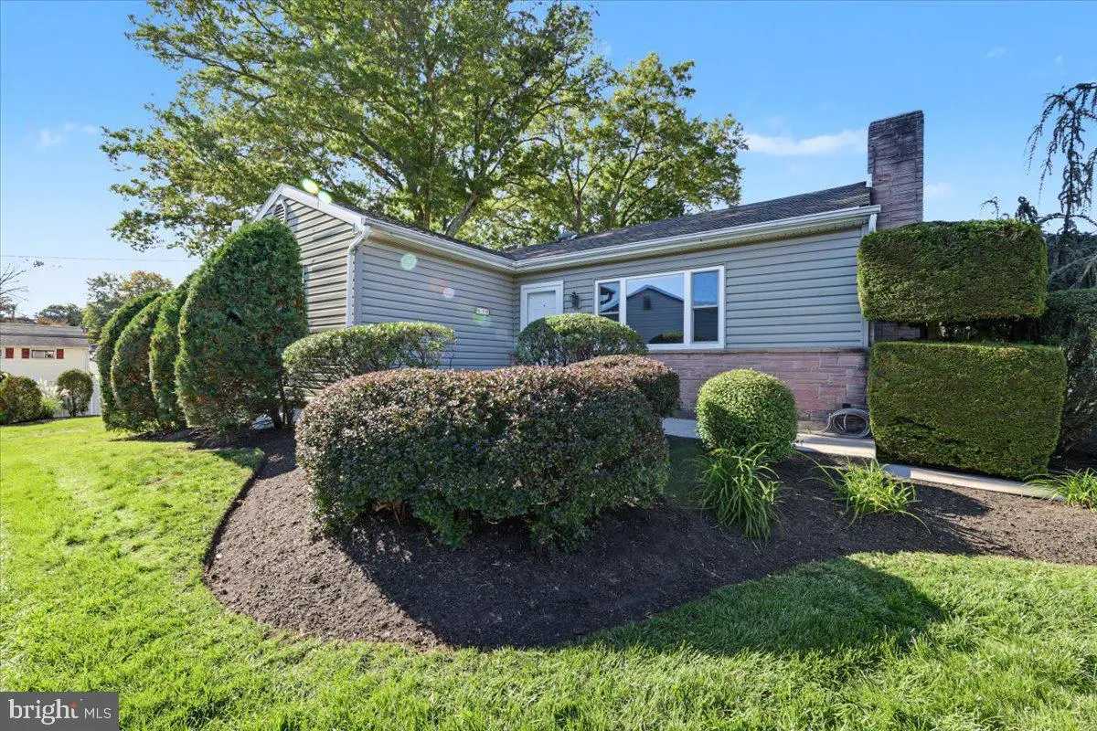 630 Woodland Dr, Pottstown, PA 19464 - #1