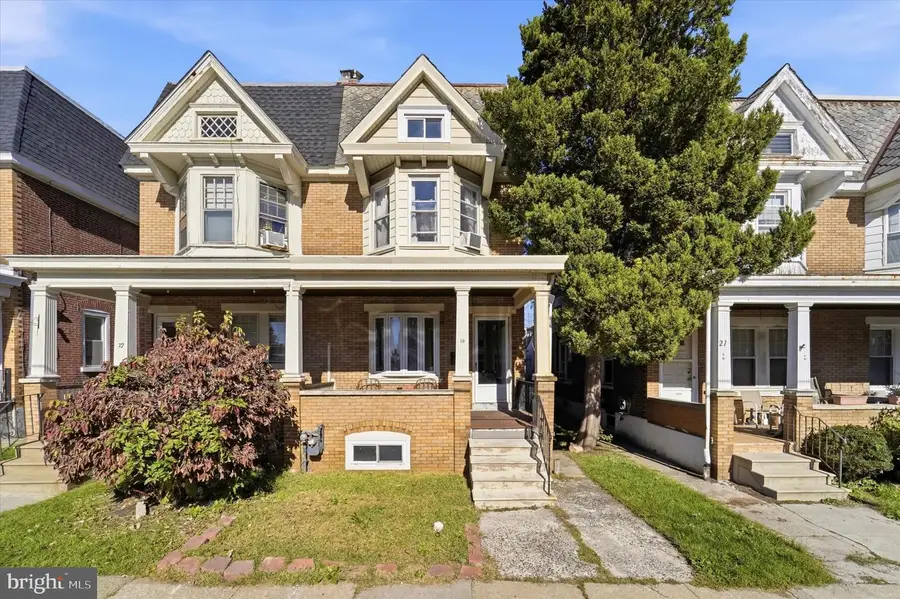 19 E Brown St, Norristown, PA 19401 - #2