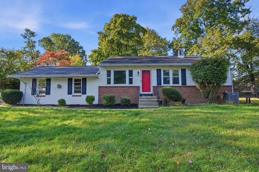 233 Dora Ave, Horsham, PA 19044 - #2