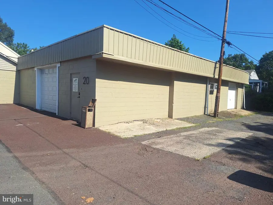 20 E 7th St, Pottstown, PA 19464 - #2