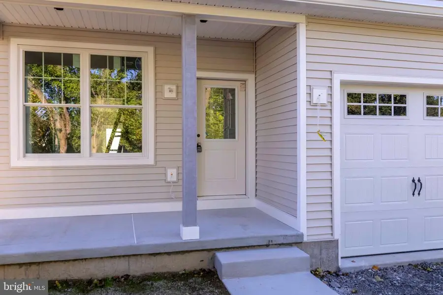 210 Wood St, Hatboro, PA 19040 - #3
