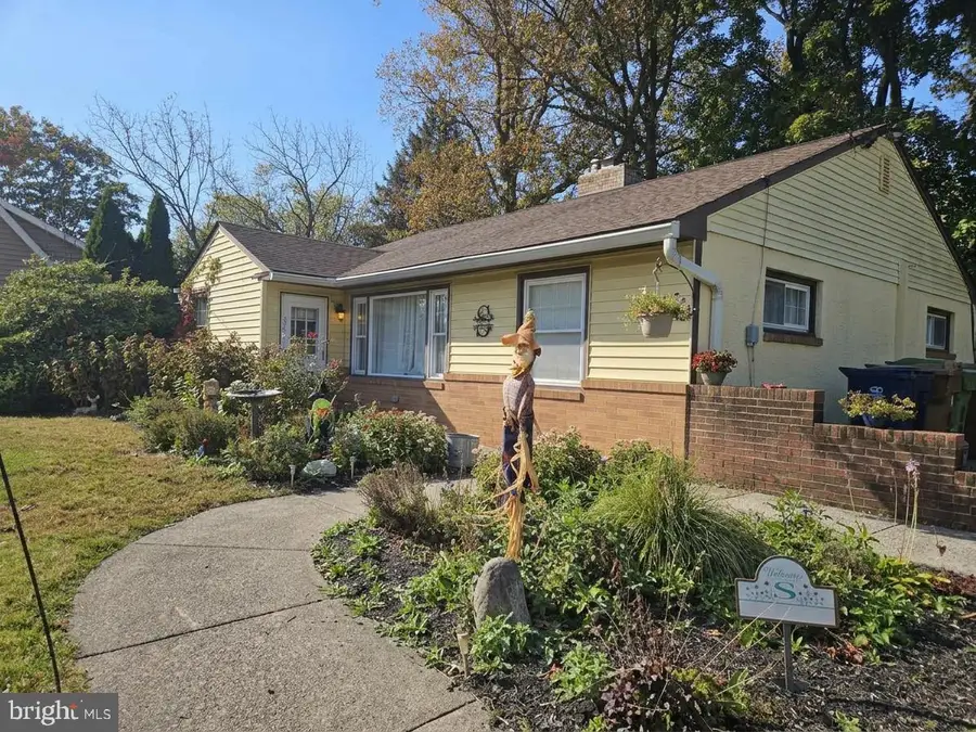 1420 Bernard Ave, Willow Grove, PA 19090 - #2