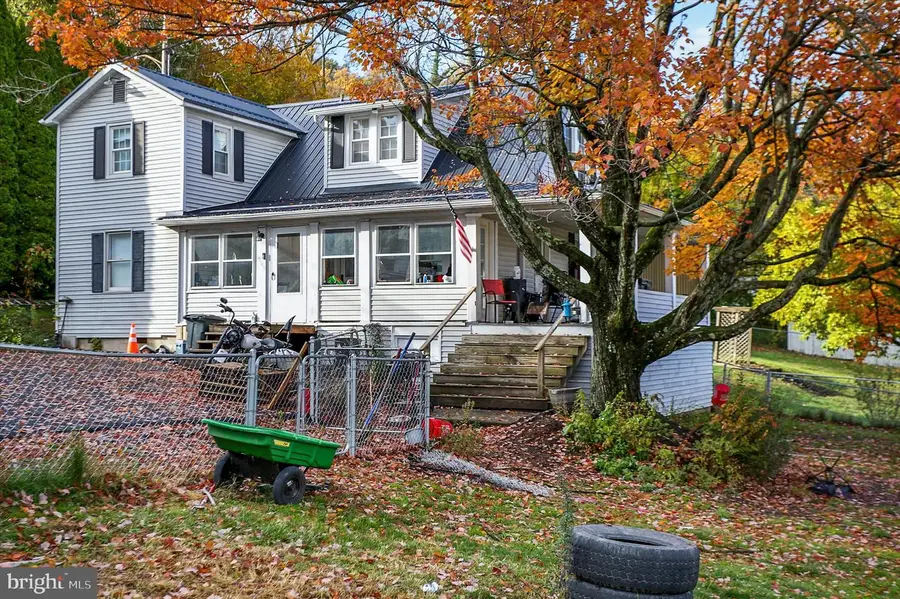 209 N Mann Avenue Ext, Yeagertown, PA 17099 - Image #3