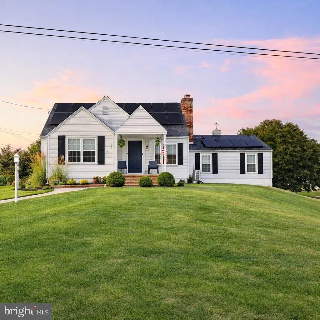 121 Queen St, Reedsville, PA 17084 - #1