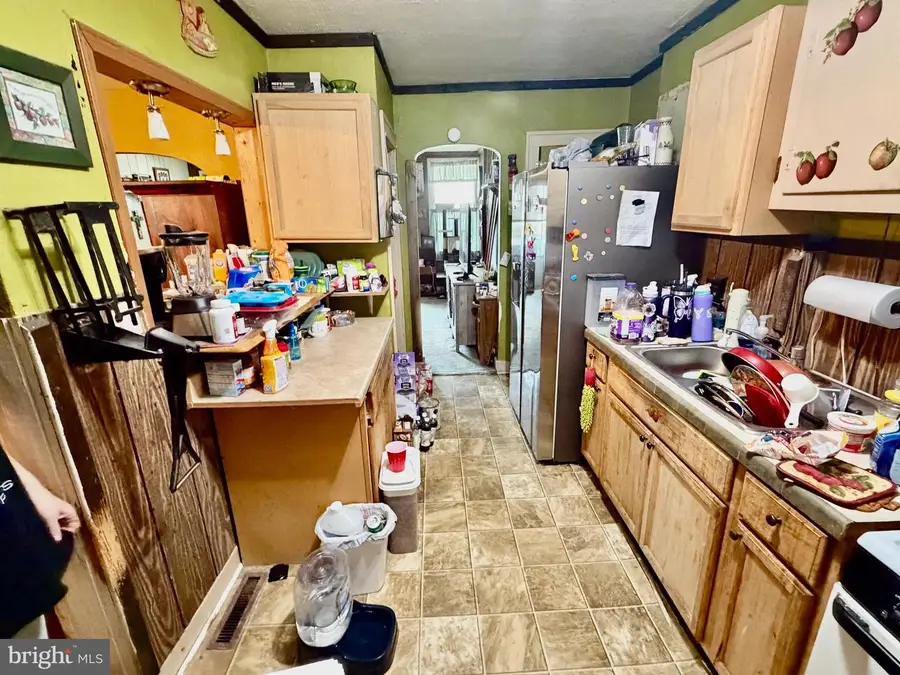 424 S Wayne St, Lewistown, PA 17044 - #3