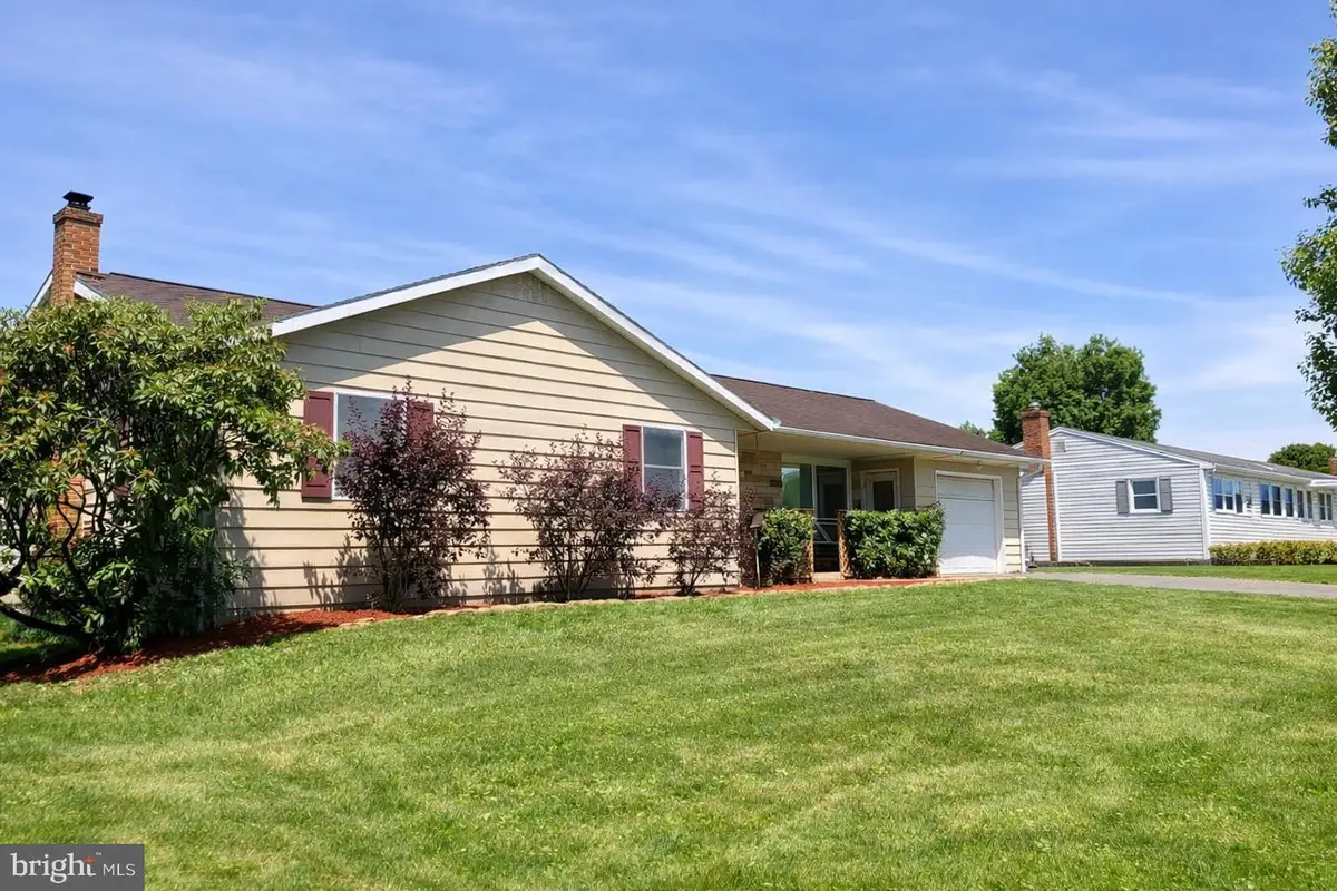 101 Marlick Ave, Reedsville, PA 17084 - #1