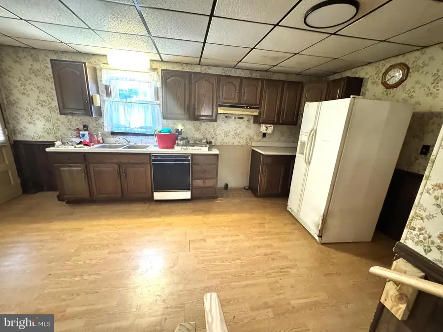 6 W Furnace Rd, McVeytown, PA 17051 - #2